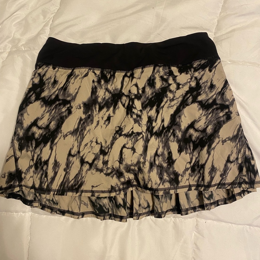 Lululemon Pace Setter Great Granite skirt